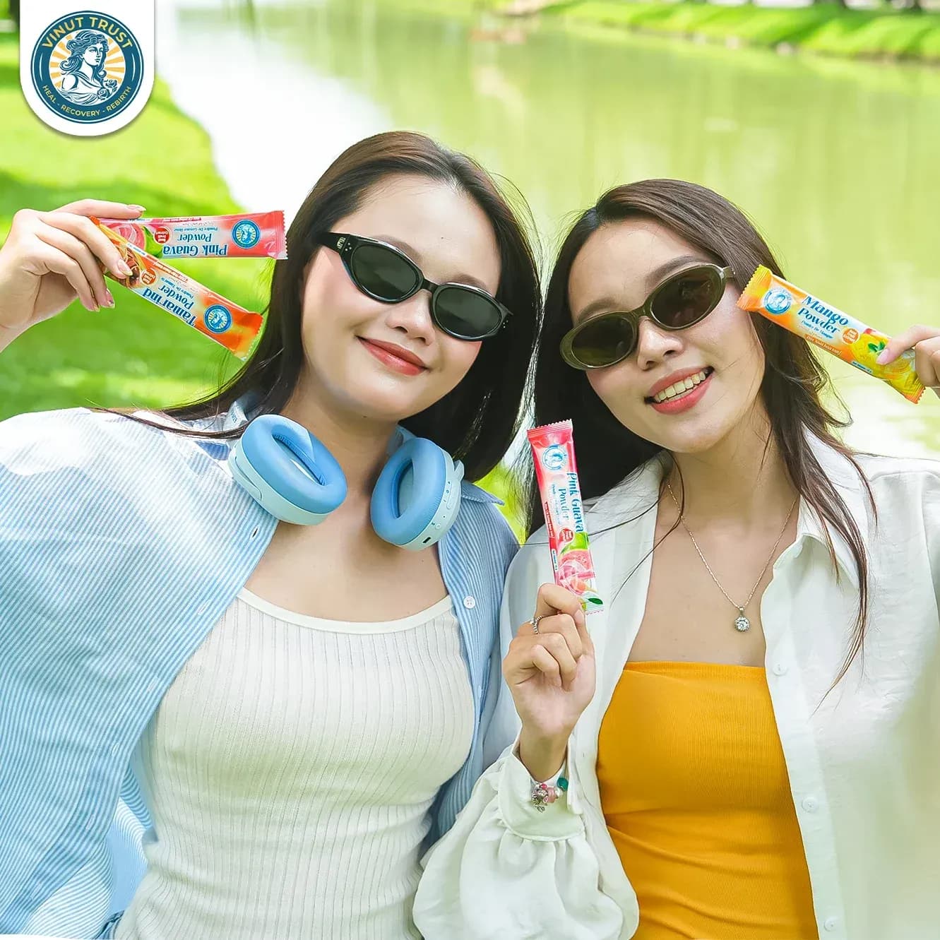 Friends sharing fruit drinks outdoors
